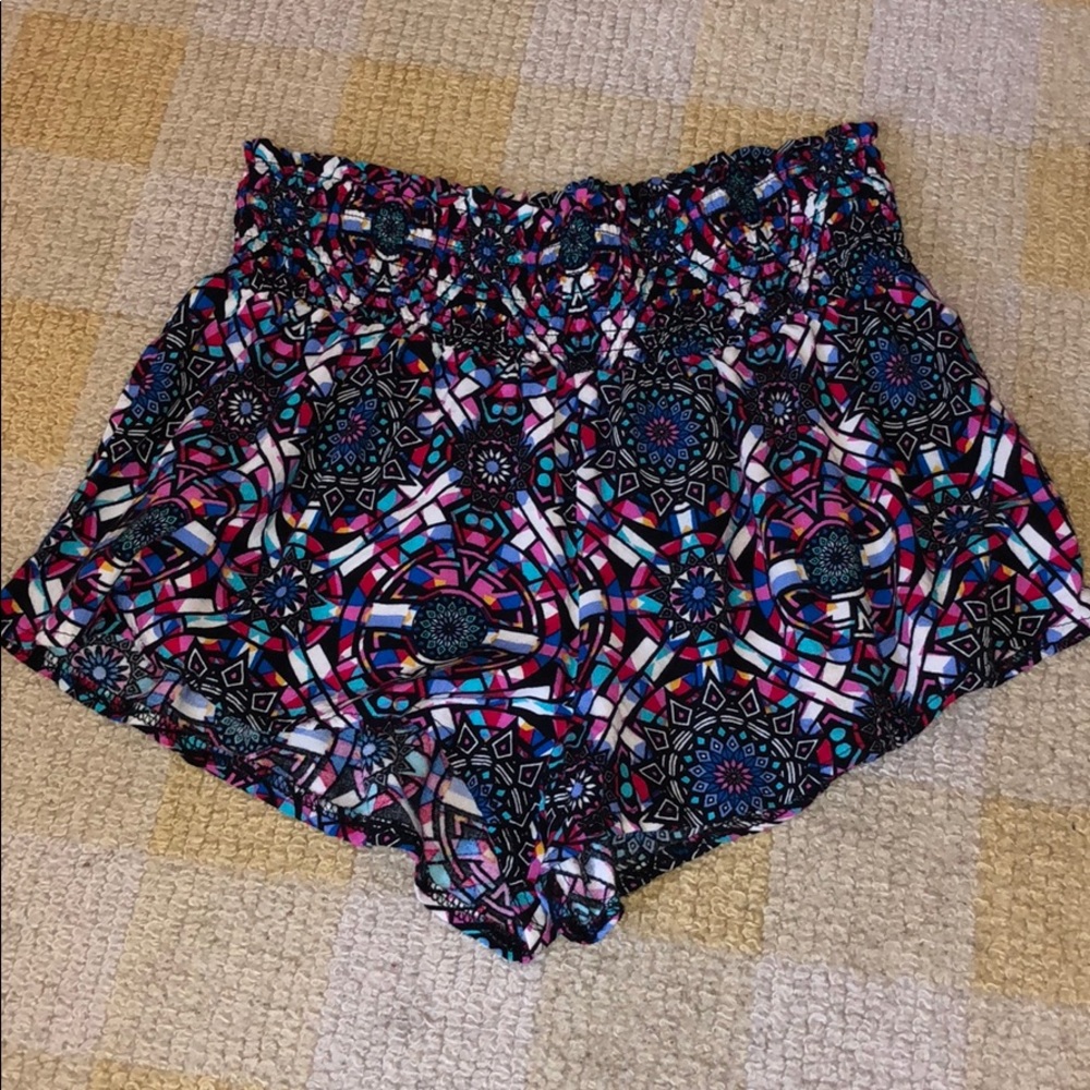 Patterned shorts